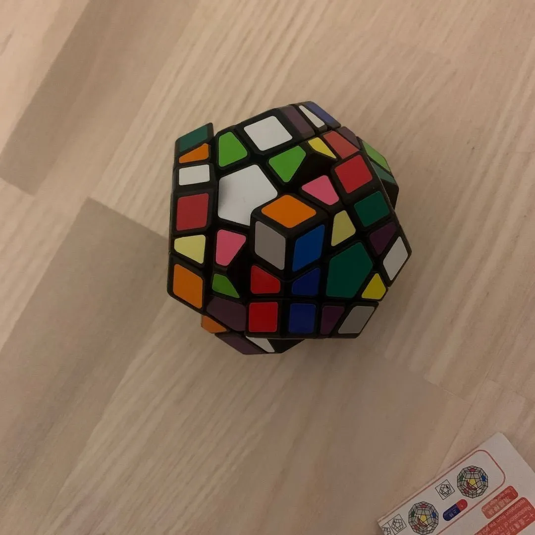 Rubikin kuutio?