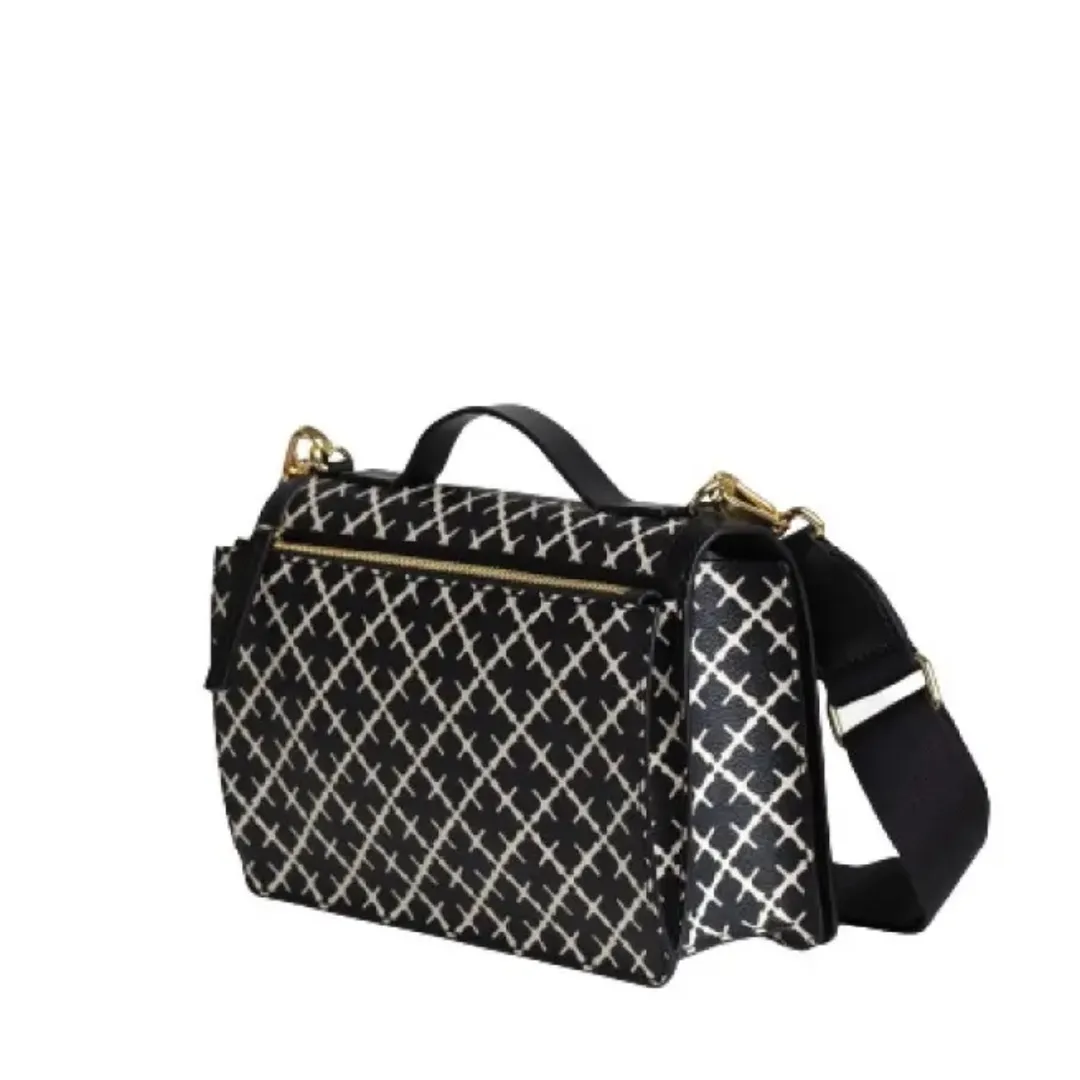 By Malene Birger tas