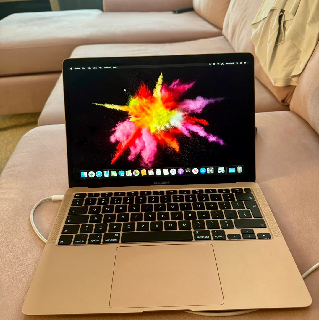 Macbook Air Catalina