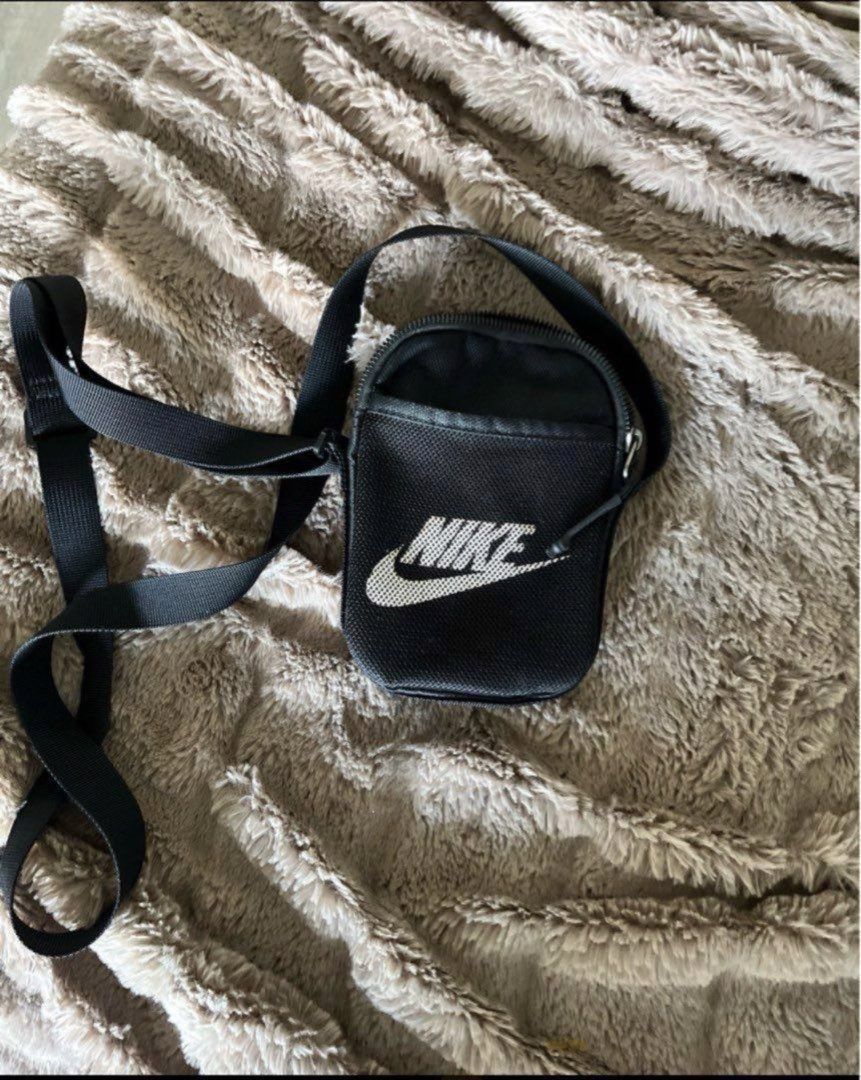 nike side bag