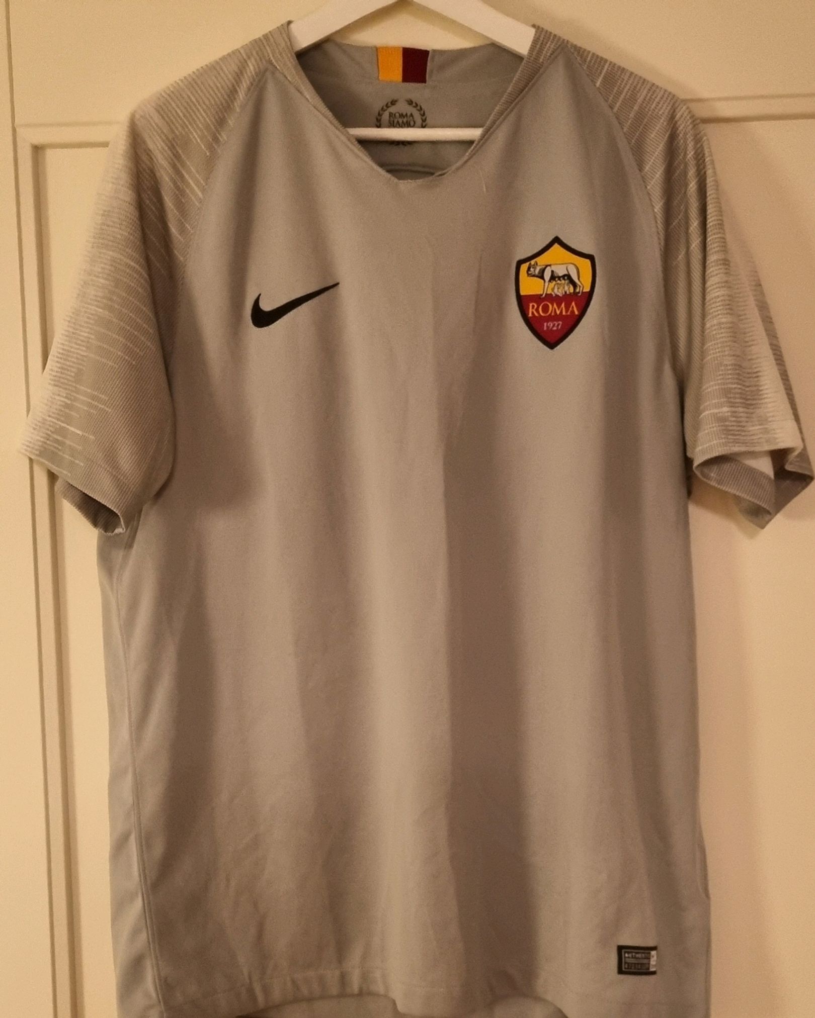 AS Roma Drakt