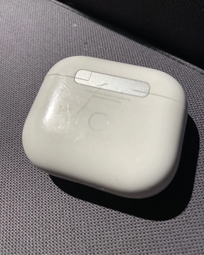 AirPods gen 3