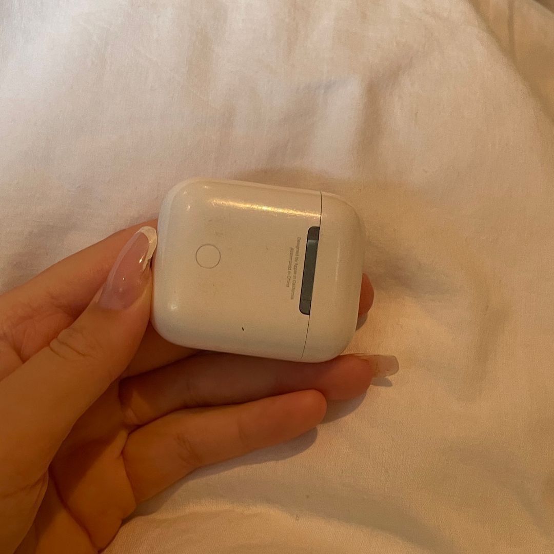 Airpods case