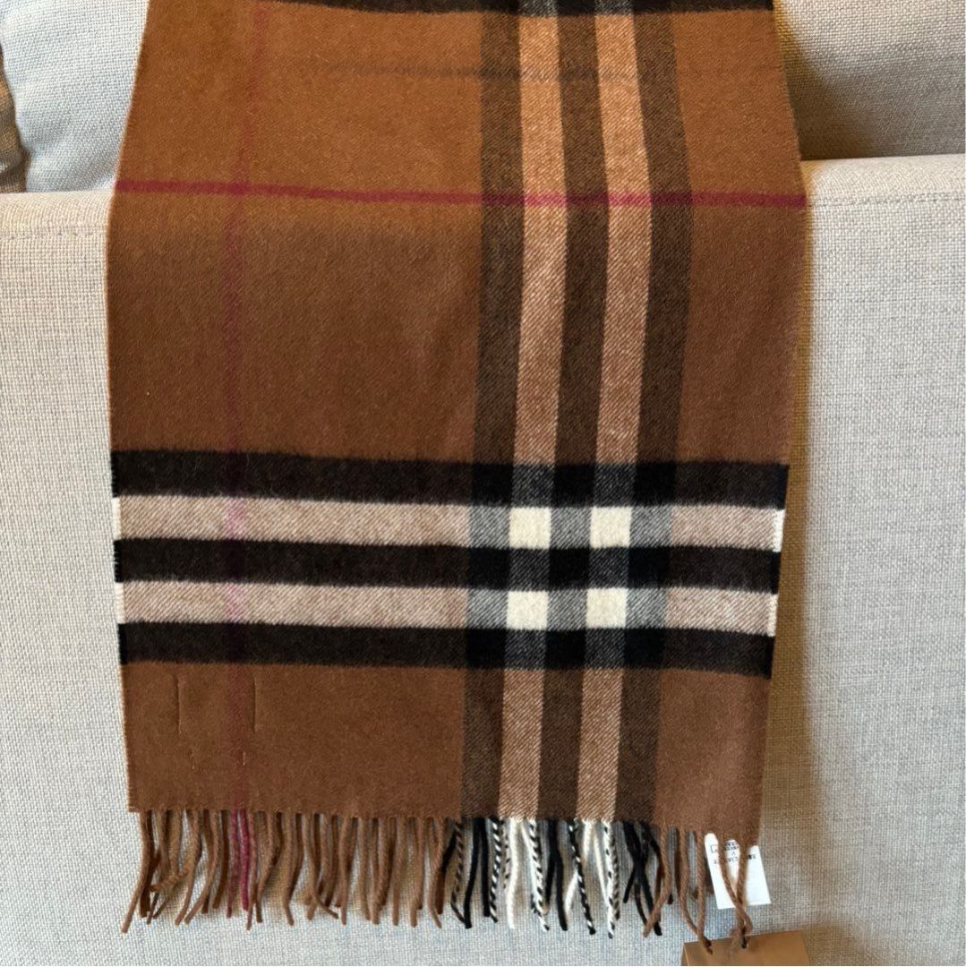 Burberry skjerf