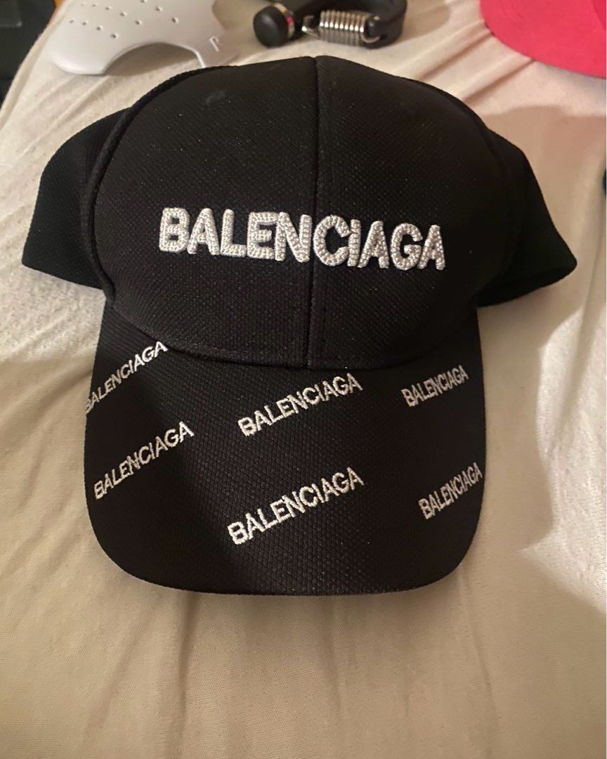 Balenciaga caps