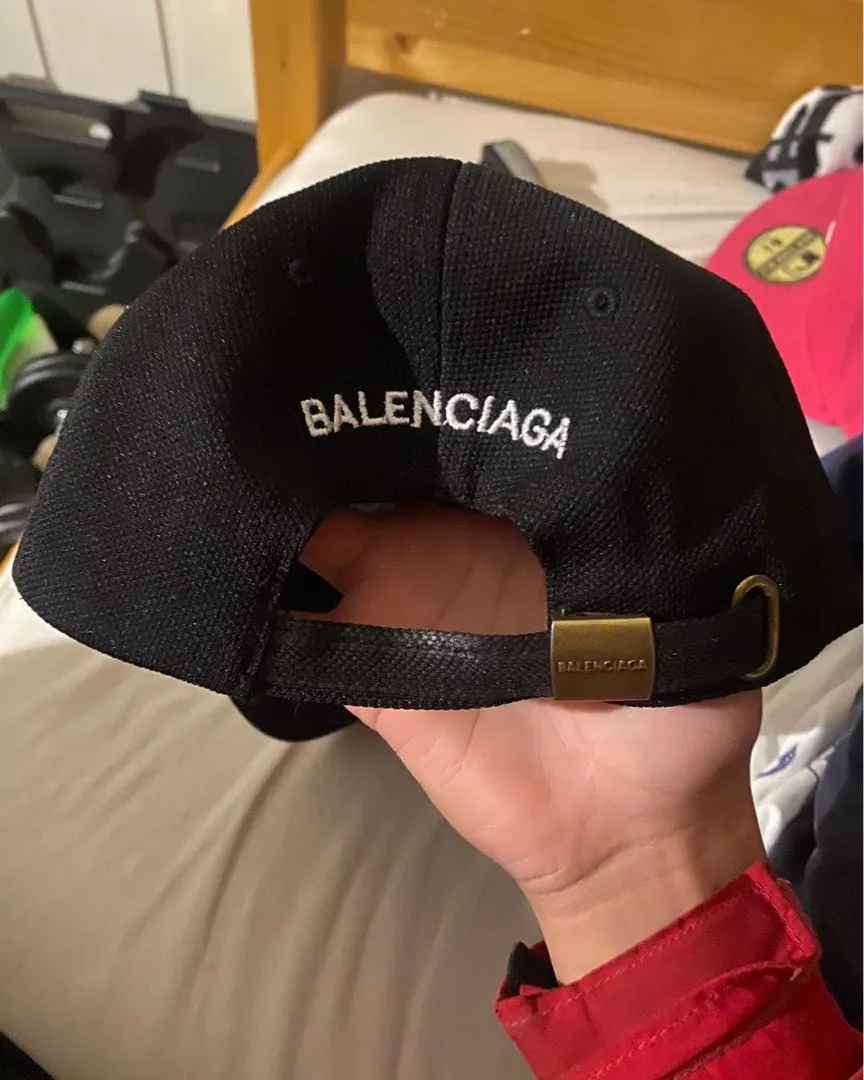 Balenciaga caps