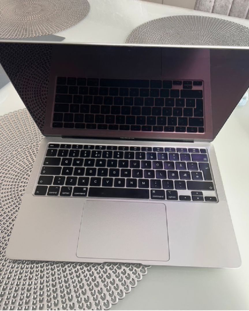 Macbook air M1