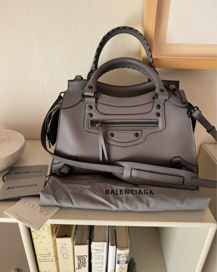 Balenciaga Neo