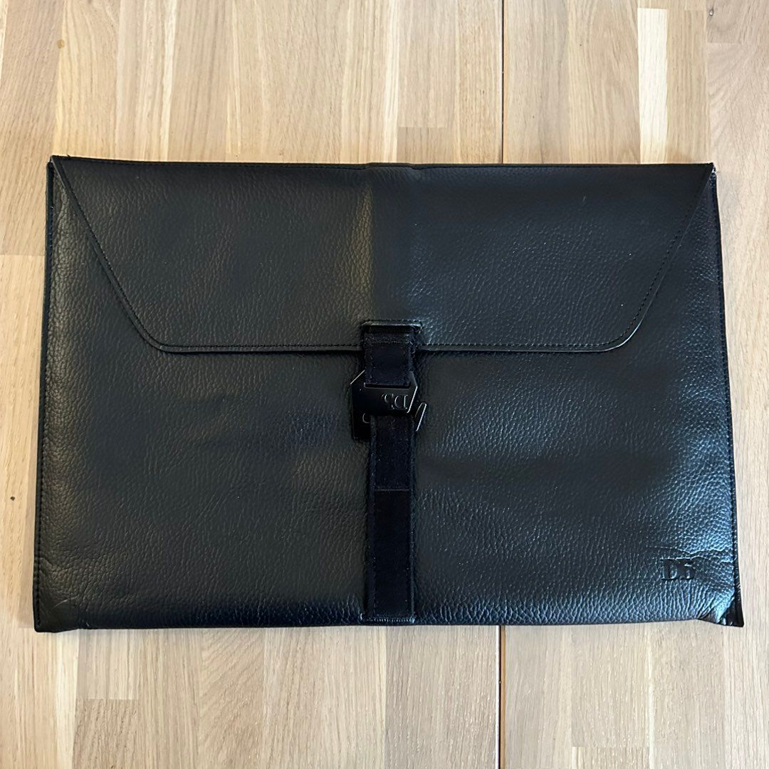 DB Laptop Sleeve