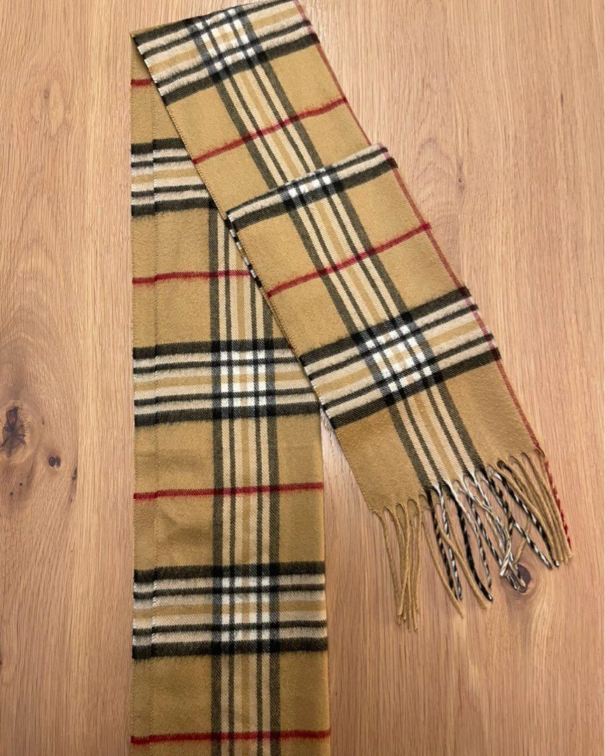 Burberry skjerf