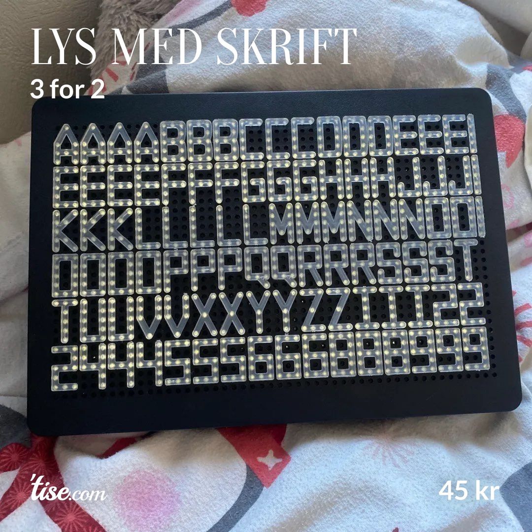 Lys med skrift