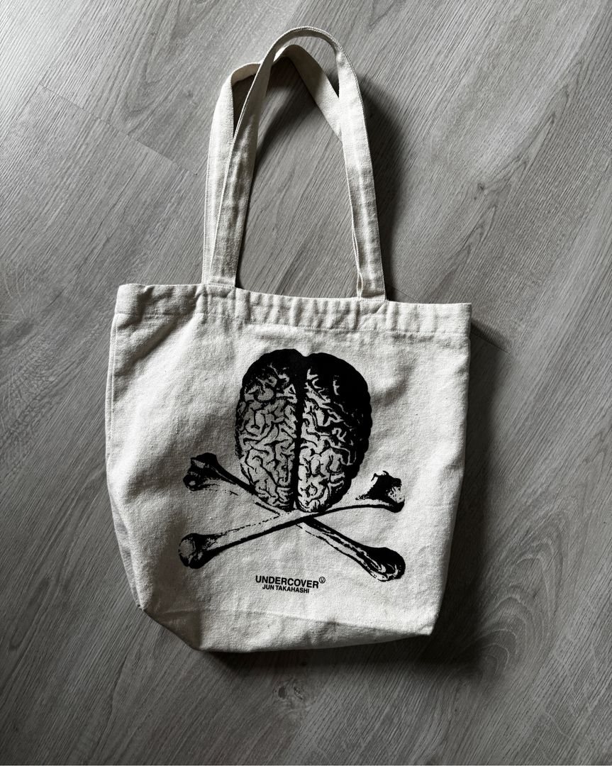 Skull tote bag