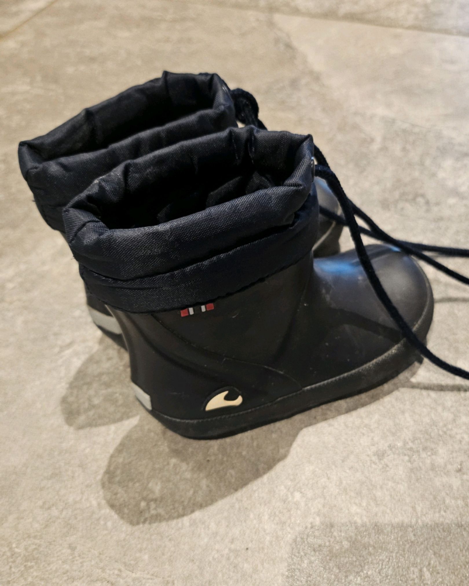 Rain Shoes