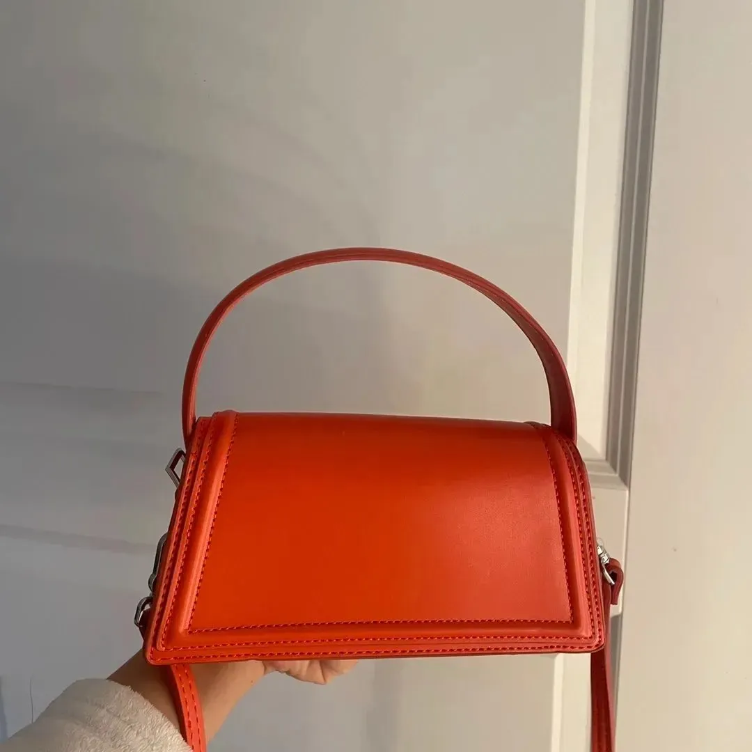 Crossbody väska