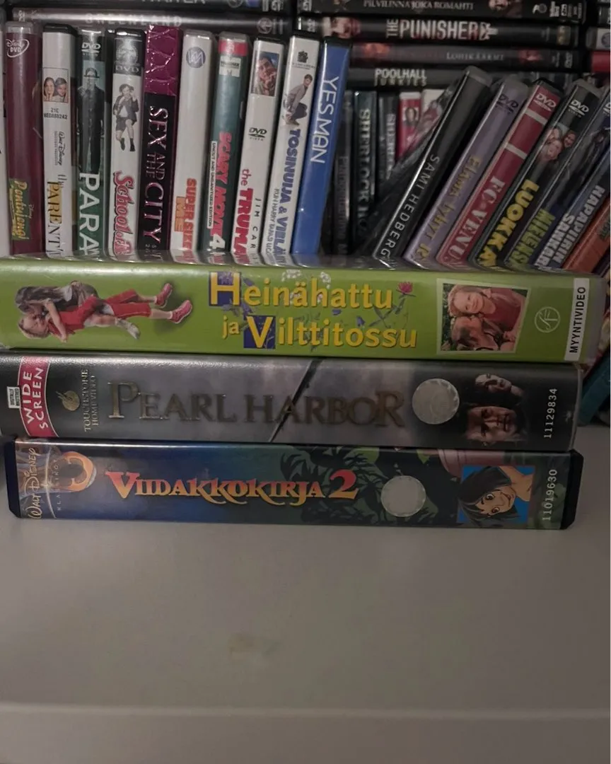 vhs kasetteja