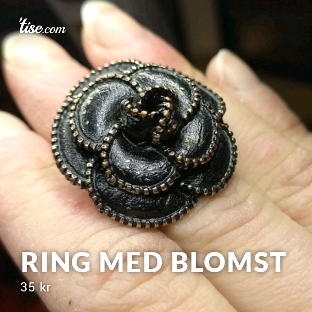 Ring Med Blomst