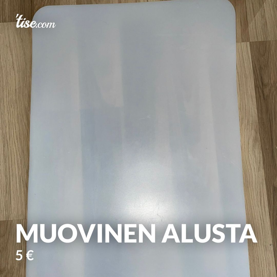 Muovinen alusta