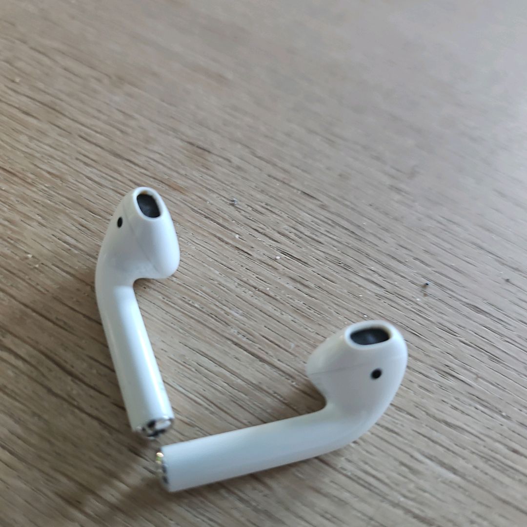 Airpods 2