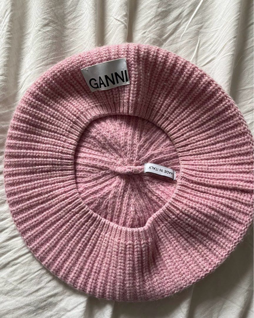 Ganni beret