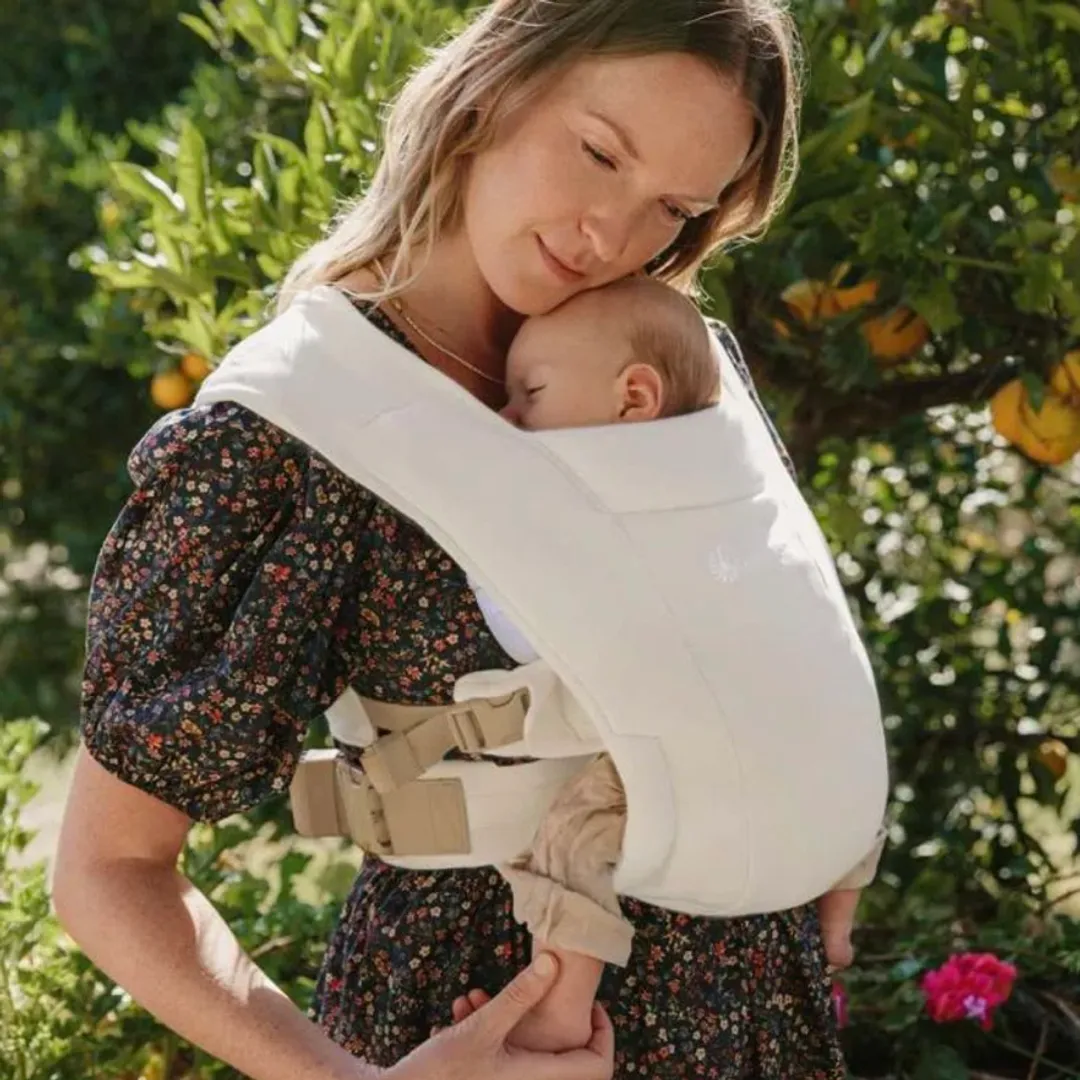 Ergobaby embrace