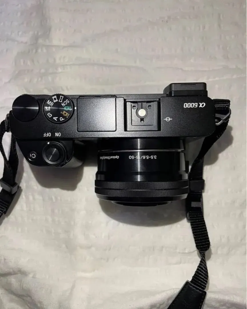 Kamera Sony A6000