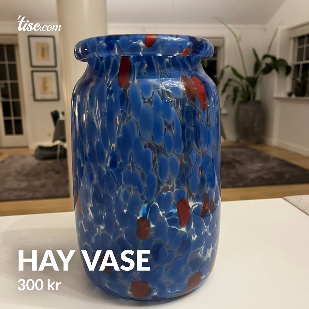 Hay vase