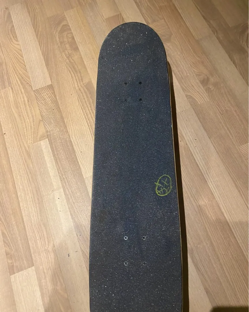 Skate board