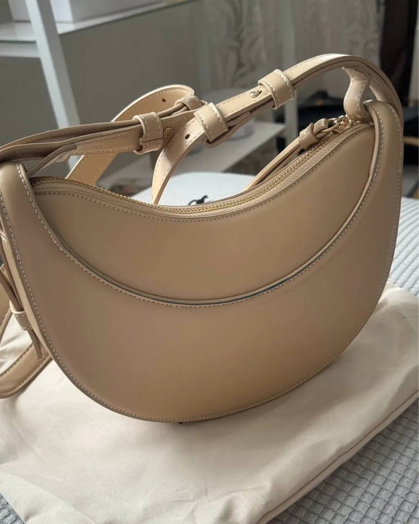 Moon/Cross body bag