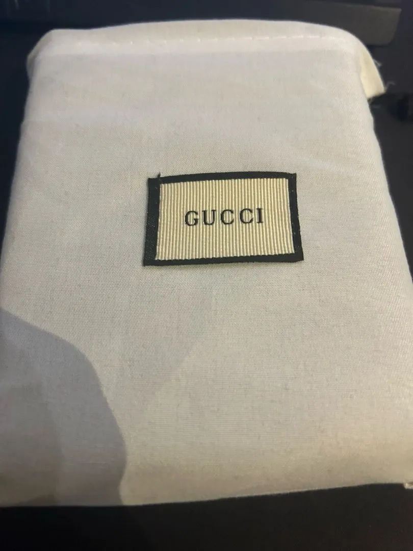 Gucci 1 til 1