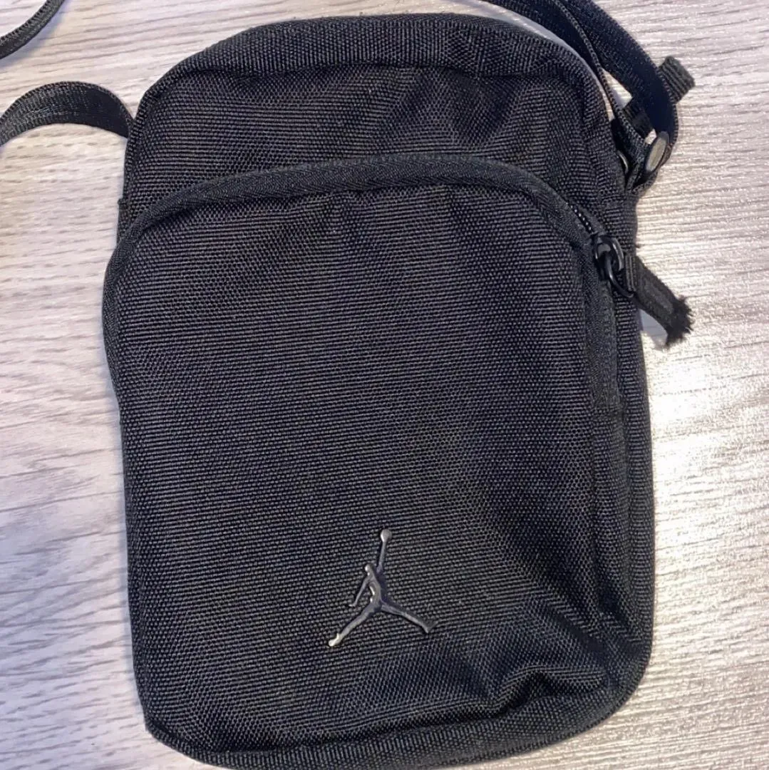 Jordan sidebag