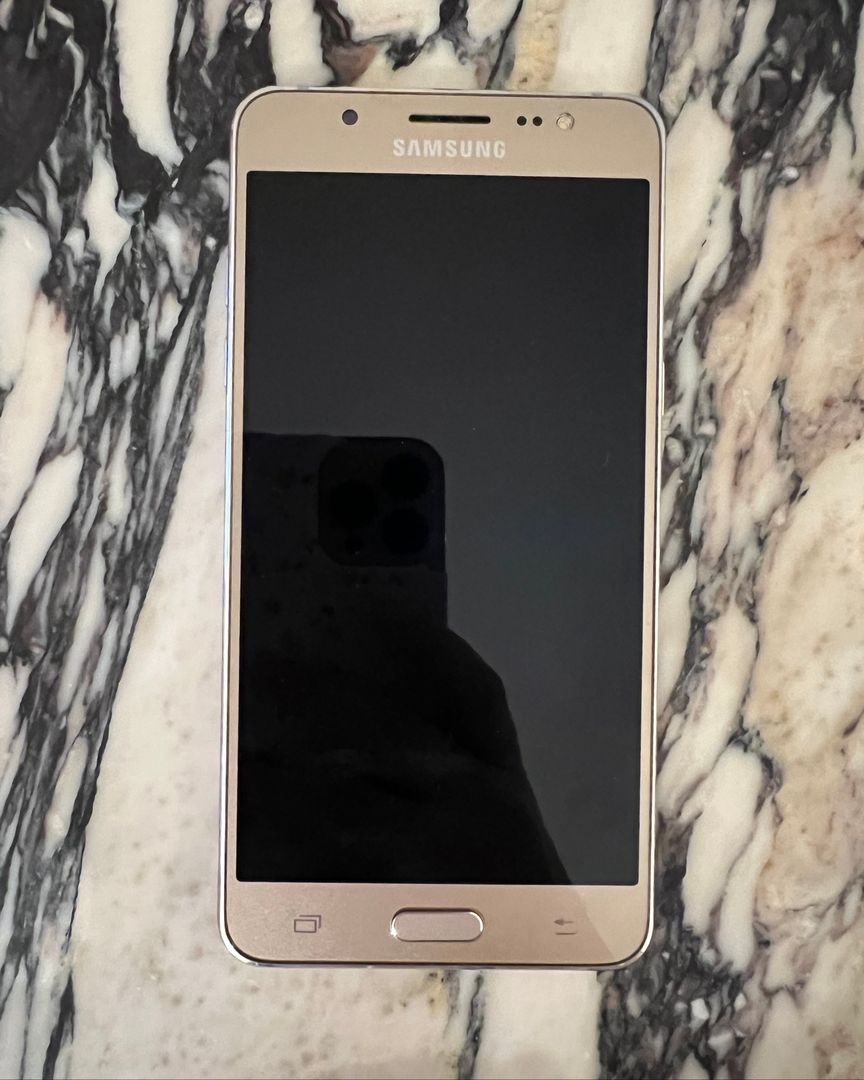 Samsung Galaxy J5