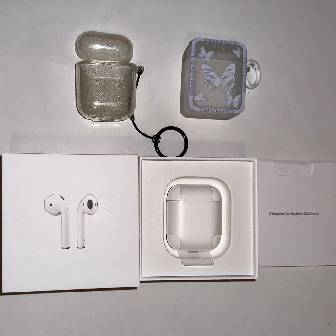 Airpods charge box