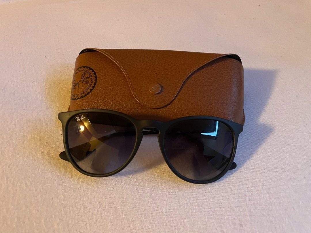 Ray ban