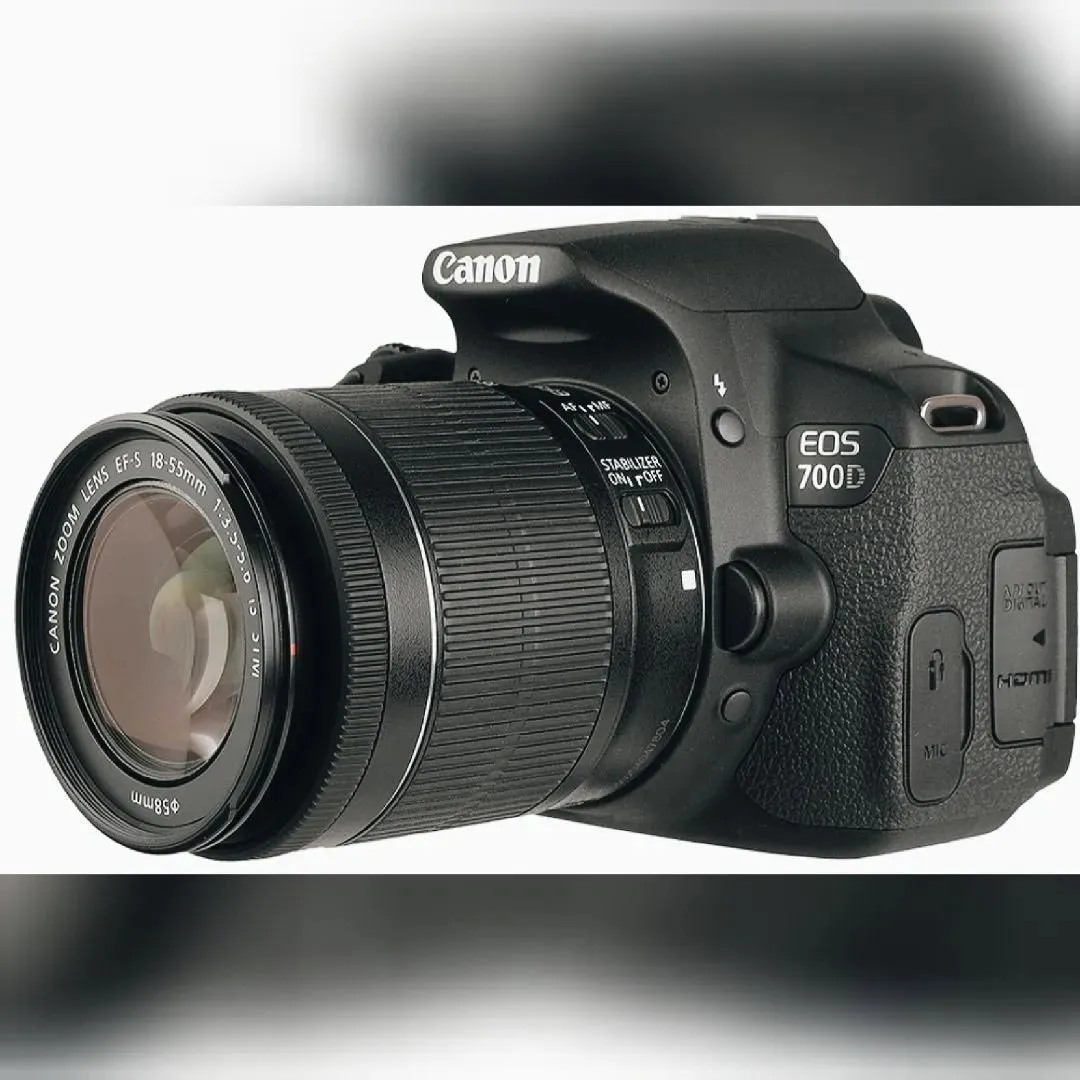 Canon 700D