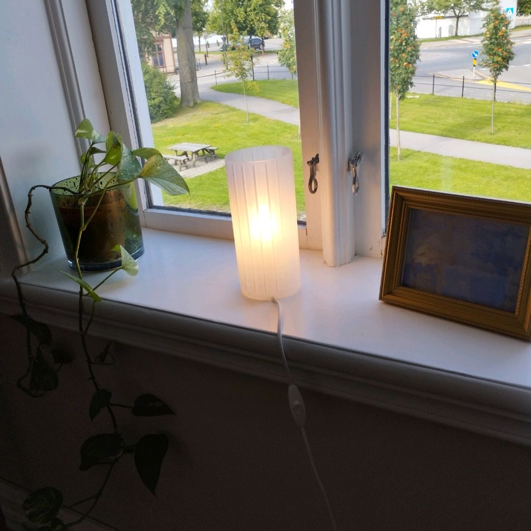 Kvarnå Bordlampe