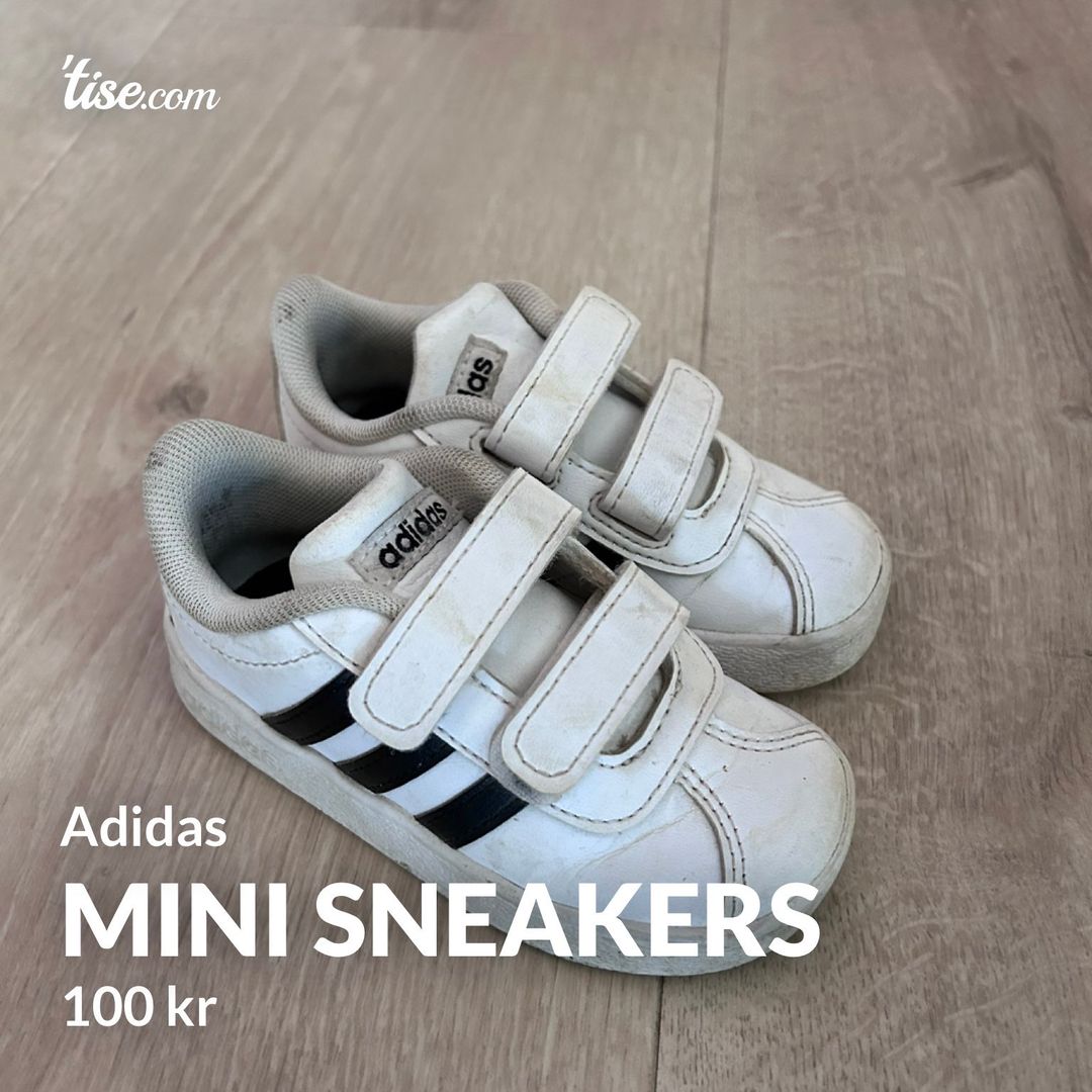 Mini sneakers