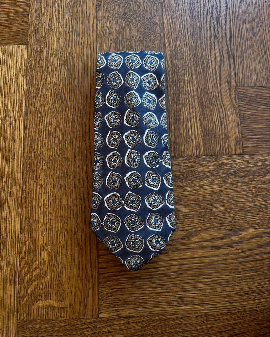 Tie 100% silk