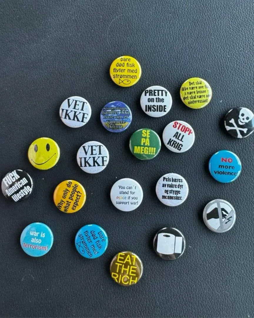 Buttons