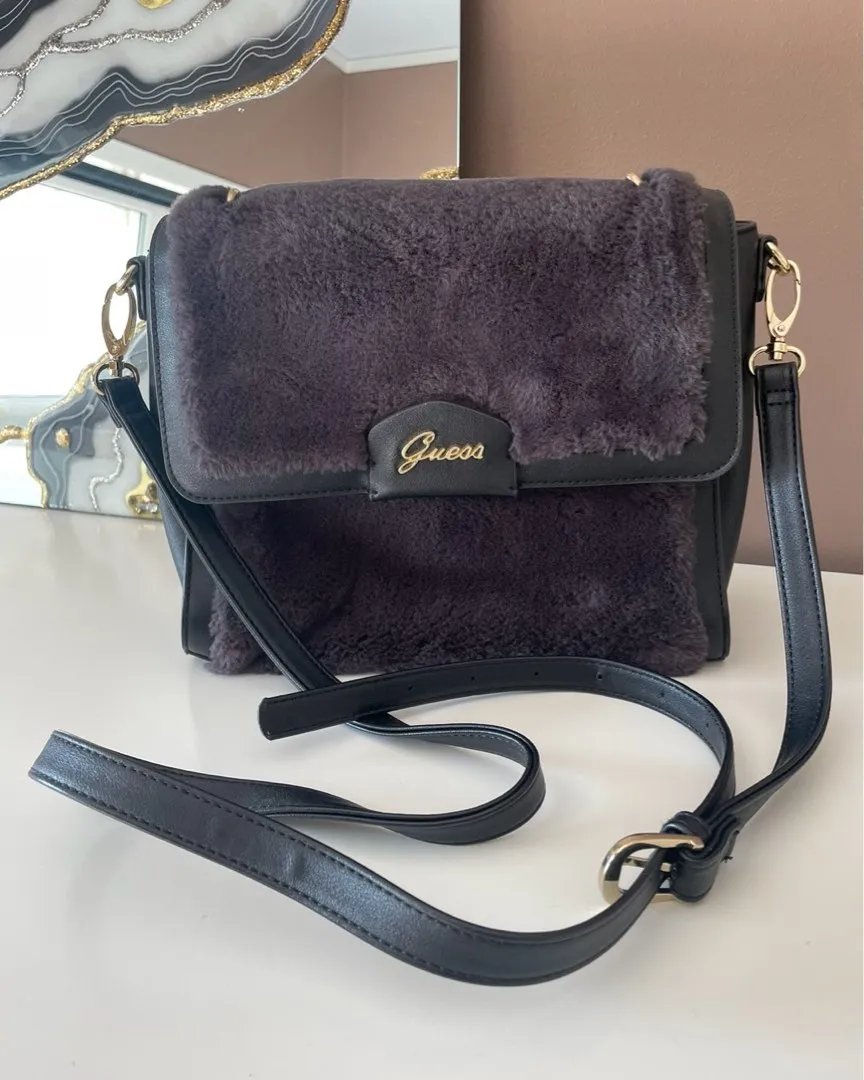 Guess bag