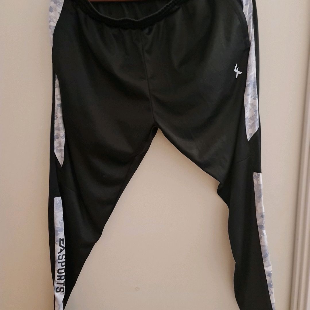 4 Freestyle Pants