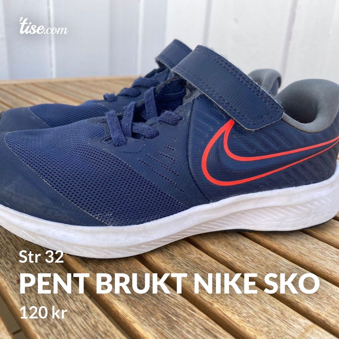 Pent brukt Nike sko