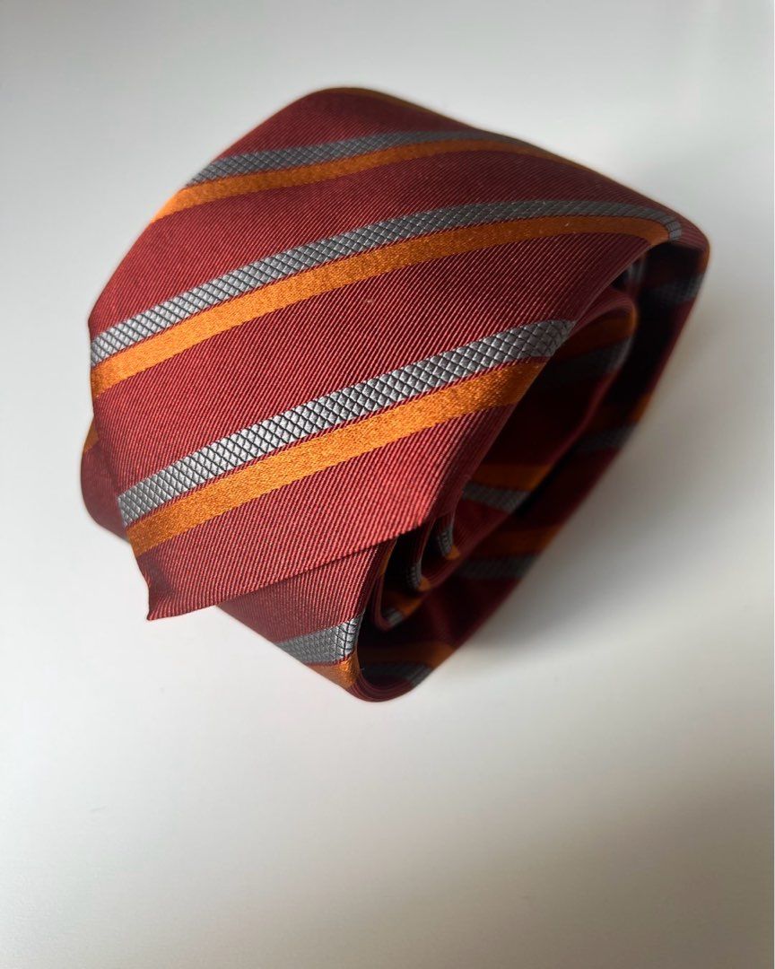 Vintage silk tie