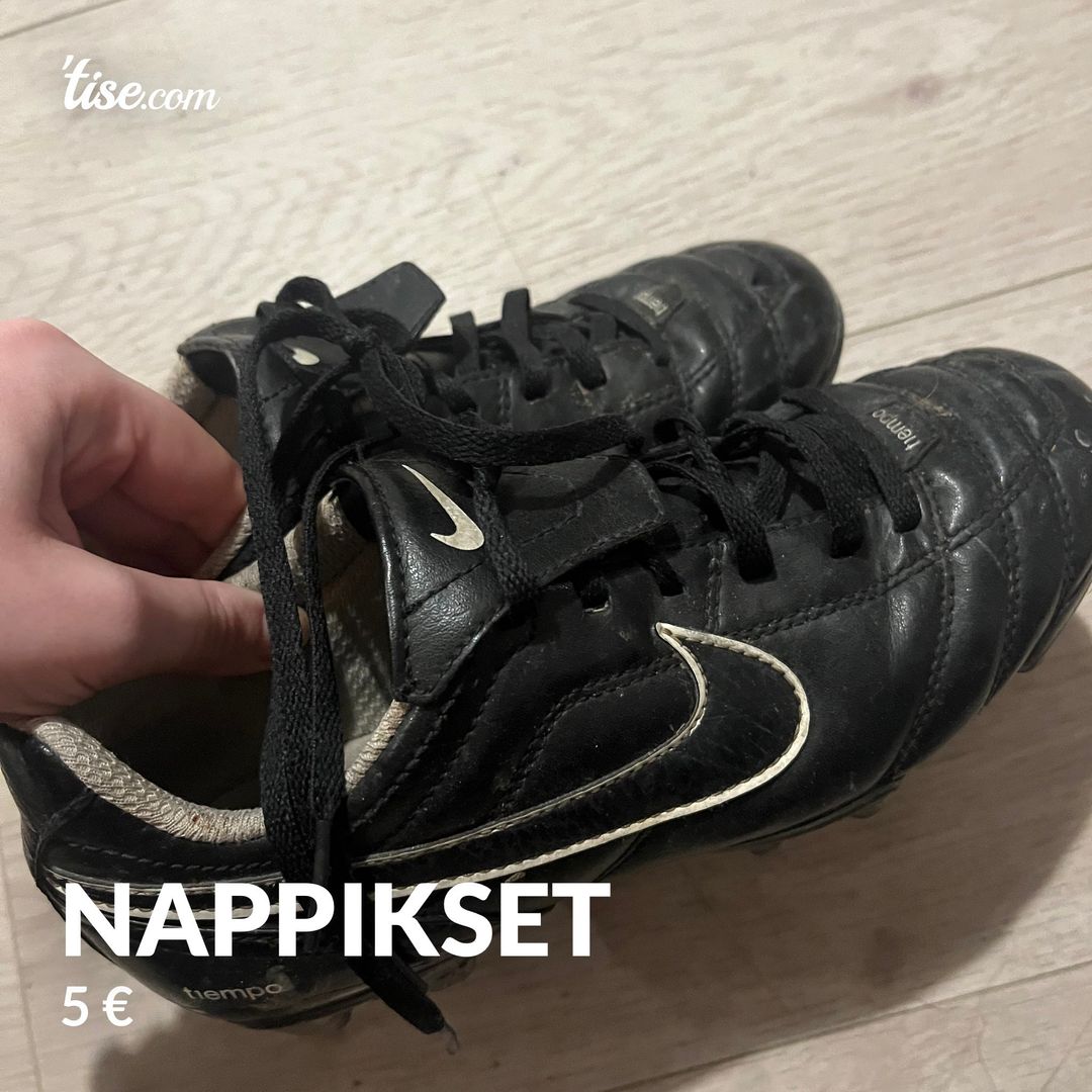 Nappikset