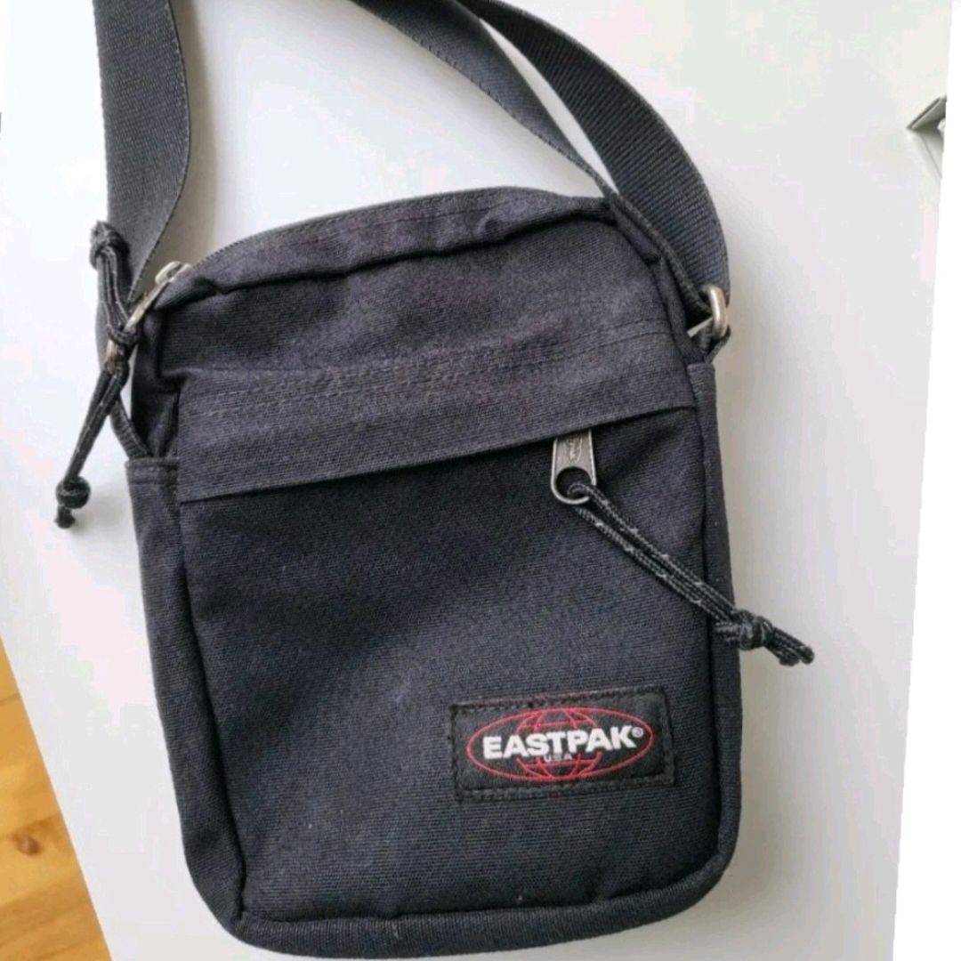 Eastpak taske