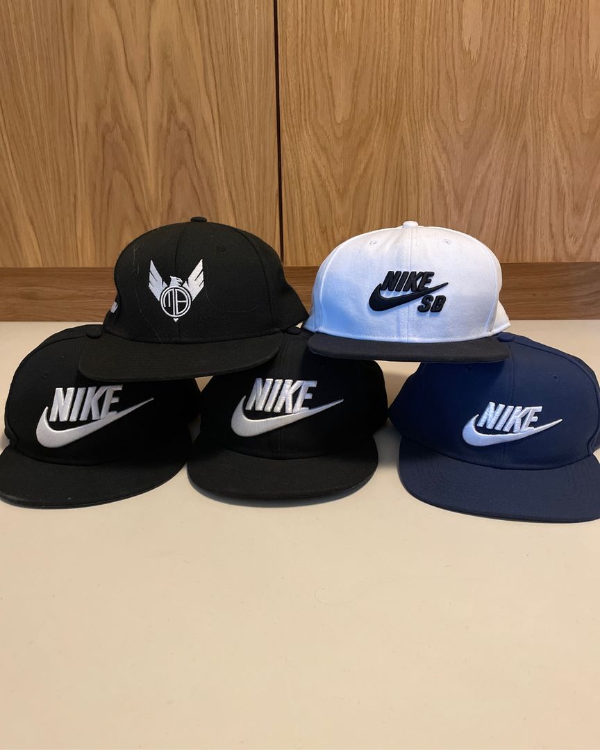 4 Nike Kasketter