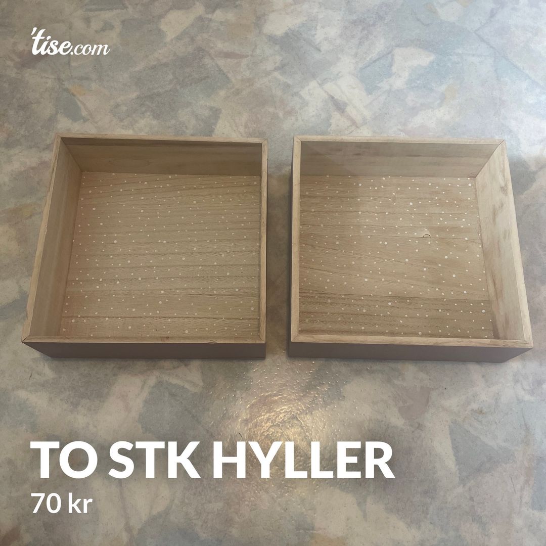 To stk hyller