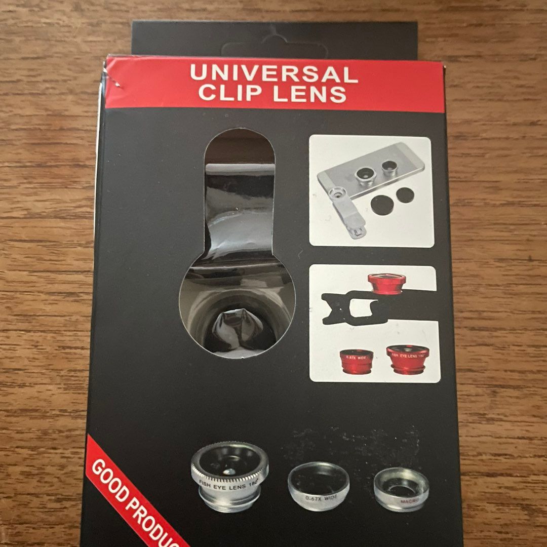 Clip lens