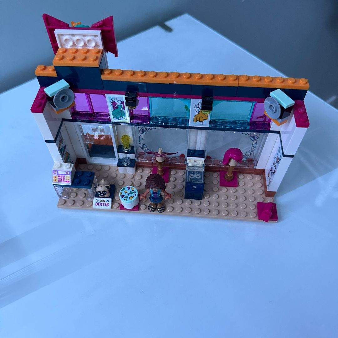 Lego friends