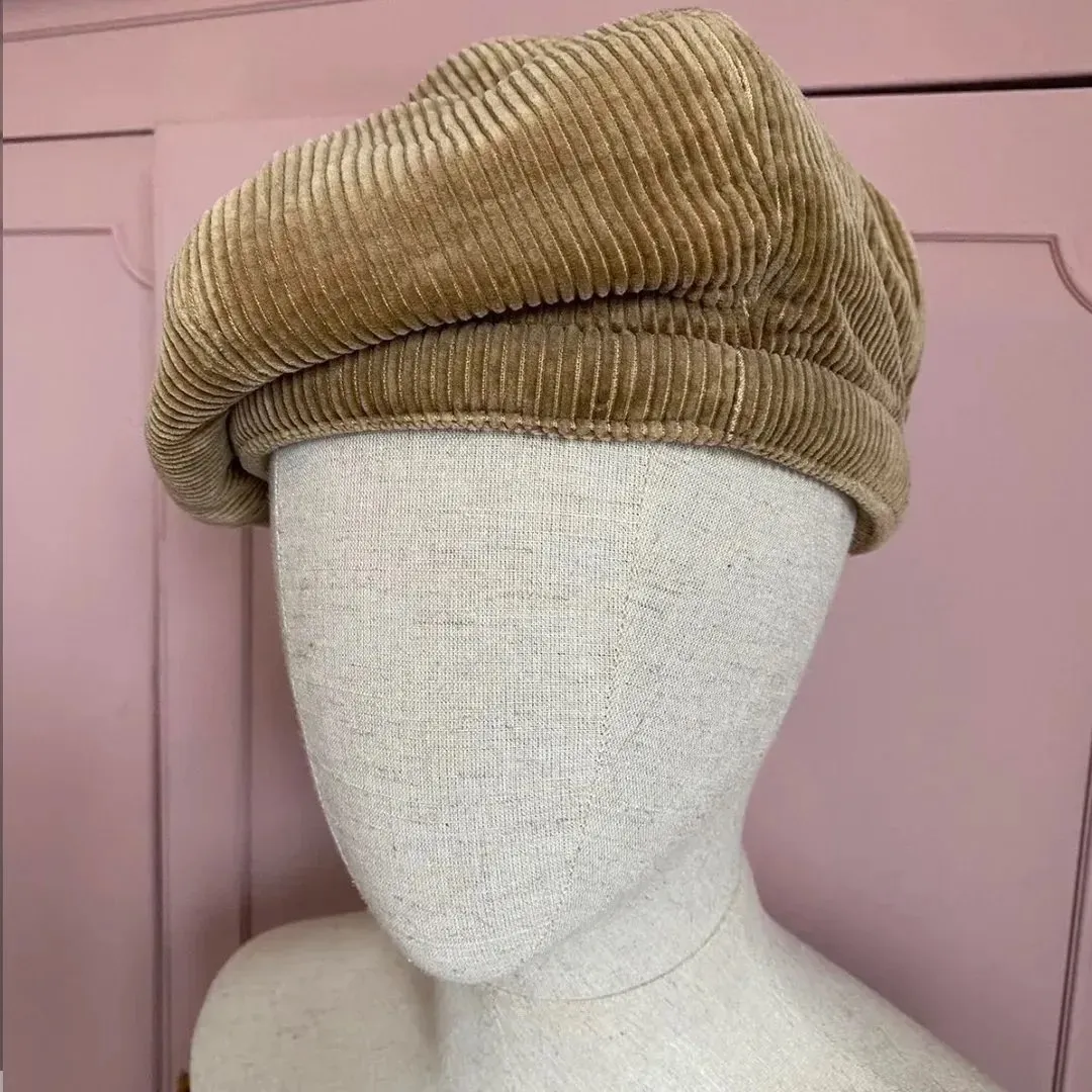 Kordfløyel beret