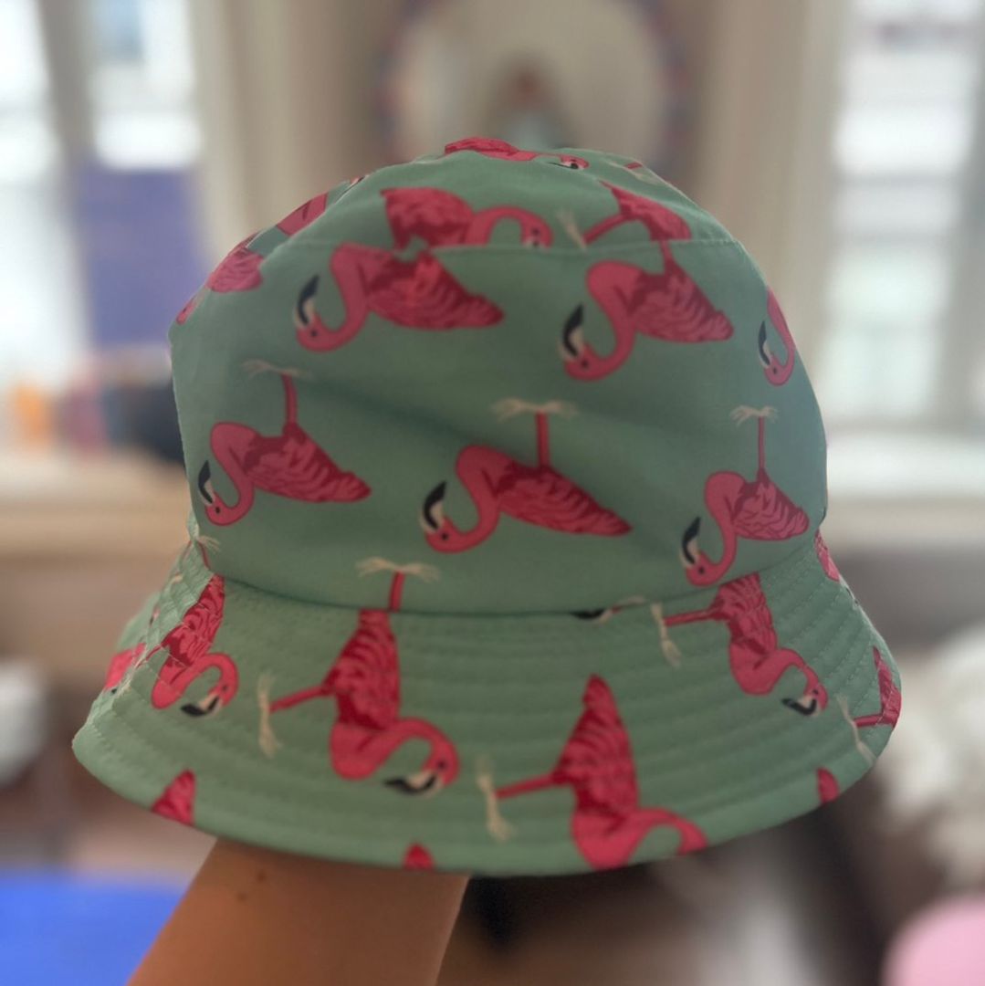 Bucket hat